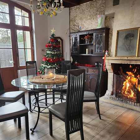 Nalliers  Maison Chaleureuse Et Familiale. מראה חיצוני תמונה