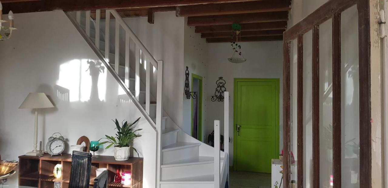 Nalliers  Maison Chaleureuse Et Familiale. מראה חיצוני תמונה