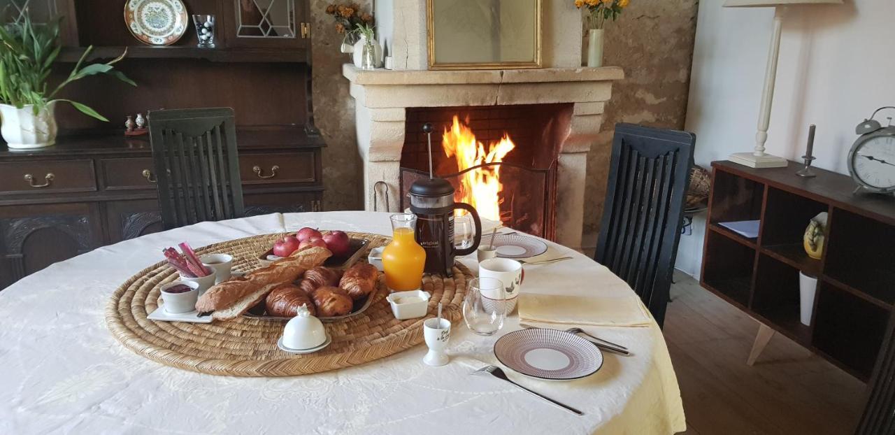Nalliers  Maison Chaleureuse Et Familiale. מראה חיצוני תמונה